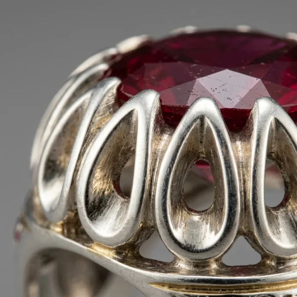 انگشتر نقره دست‌ساز مردانه یاقوت سرخ طرح اشک مخراج‌کاری کد R.RUBY2-MAK - تصویر 4